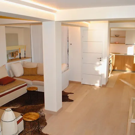 Capdale Horizon With Separate *