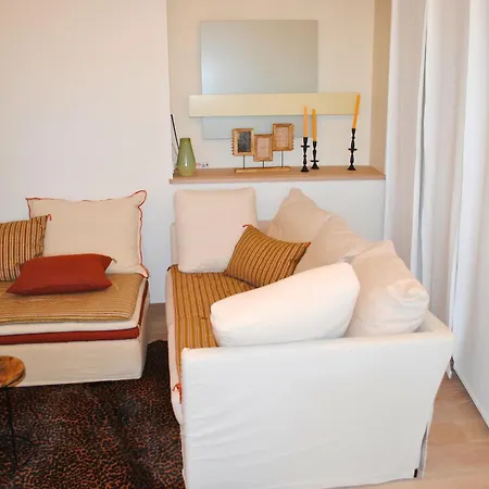 Capdale Horizon With Separate Villa *