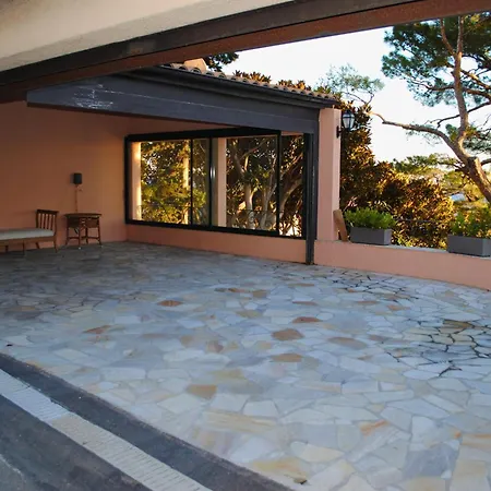 Capdale Horizon With Separate Villa *