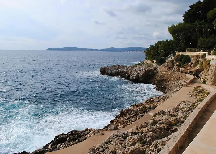 Capdale Horizon With Separate Villa